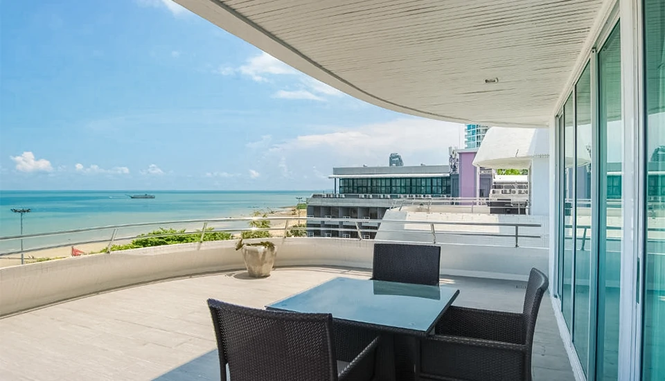 هتل ای وان د رویال کروز پاتایا